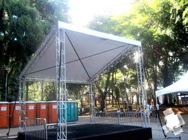 Vendo lona para tenda tendas todos tamanhos  - Foto 3