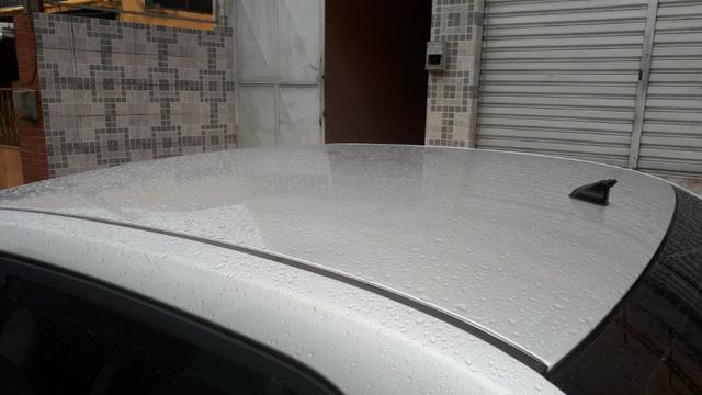 Tiida Sedan - Foto 3