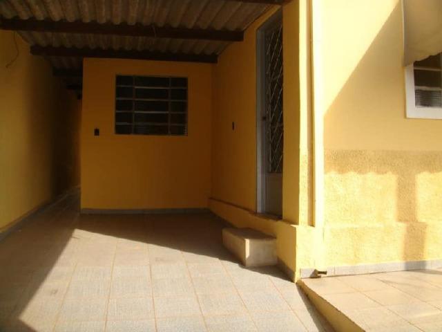 Casa - Jardim Jandira - 02 Quartos