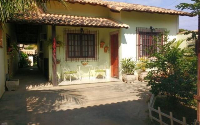 Casa 2 qtos com churrasqueira