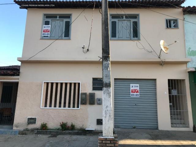 Casa comercial no bairro farolândia com +-40m²