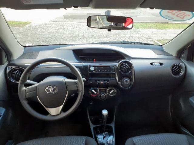 Toyota Etios Sedan 1.5 x 2018 - Foto 9