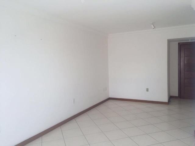 3 quartos com suíte, 2 vagas, prédio de frente para o mar de Itaparica! * - Foto 8