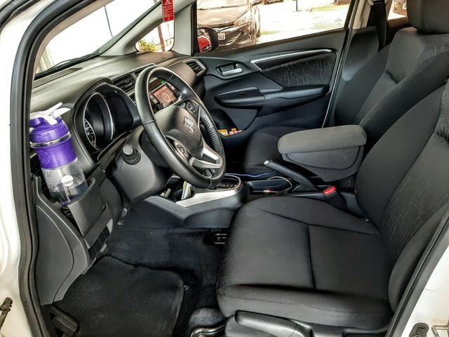 Carro muito novo 34.000 km rodados abaxei pra vender rápido - Foto 14