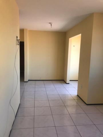 Vendo - Excelente Apartamento no bairro Montese - Foto 13
