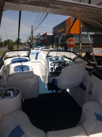 Lancha 19 Pes Motor Mercury Optimax 135HP 125 Horas - Foto 14