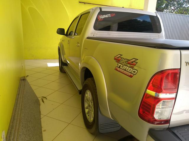 Hilux 3.0 diesel 4x4 - Foto 3