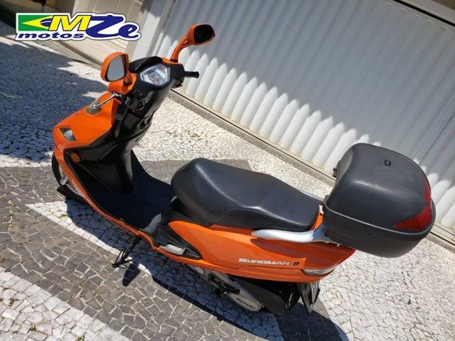 Suzuki Burgman 125 I 2015 Laranja com 26.000 km - Foto 5