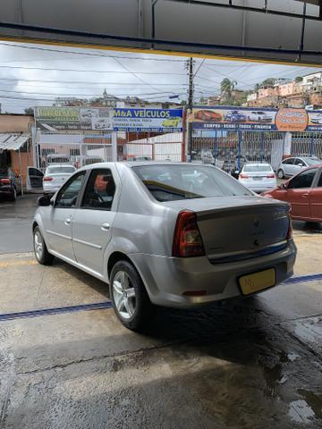 Logan 2012 - Foto 5