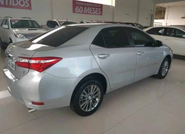 Toyota corolla sedã xei
