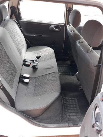 Corsa sedan 2004 básico - Foto 3