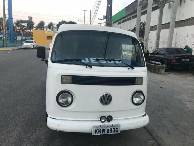Kombi vendo ou troco - Foto 2