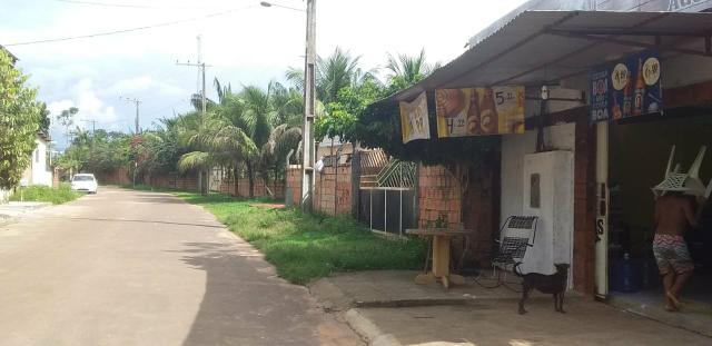 Iranduba vendo ou troco casa e ponto comercial por outra em iranduba mesmo