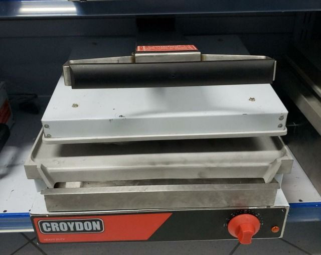 Sanduicheira prensa aluminio croydon grande (nova) Alecs