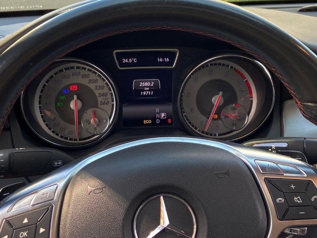 Mercedes Benz CLA 250 4matic 2015 com parcelas