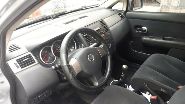 Tiida Sedan - Foto 6