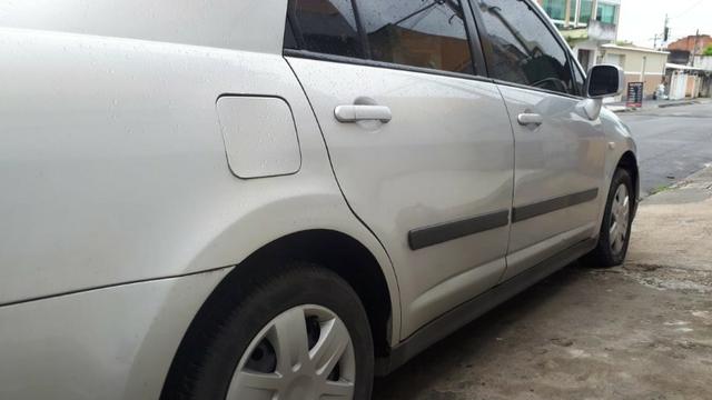 Tiida Sedan - Foto 4