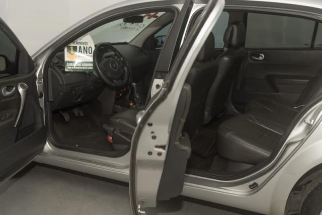 Renault Megane Sedã Dynamique - 1.6 16v(Hi-Flex) 4p 2011 - Foto 4
