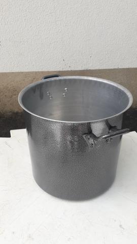 Caldeirão de alumínio
