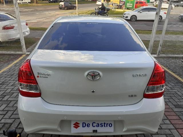 Toyota Etios Sedan 1.5 x 2018 - Foto 4