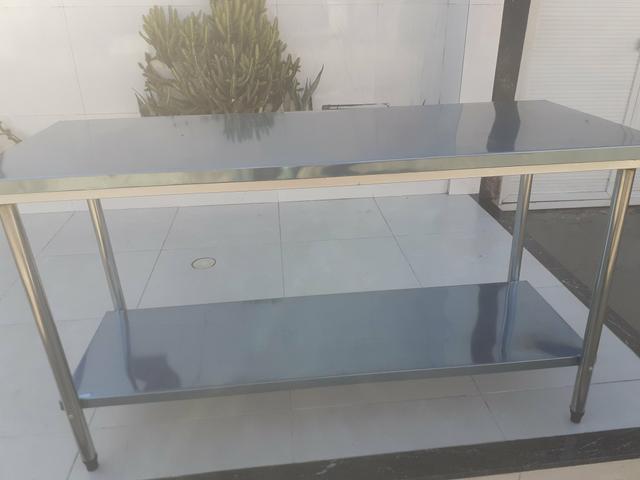 Mesa em aço inox a partir de r$ 600