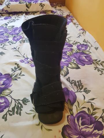 2 Muletas E 1 bota - Foto 2