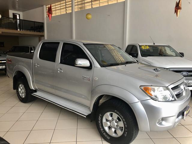 Toyota Hilux srv 3.0 - Foto 2