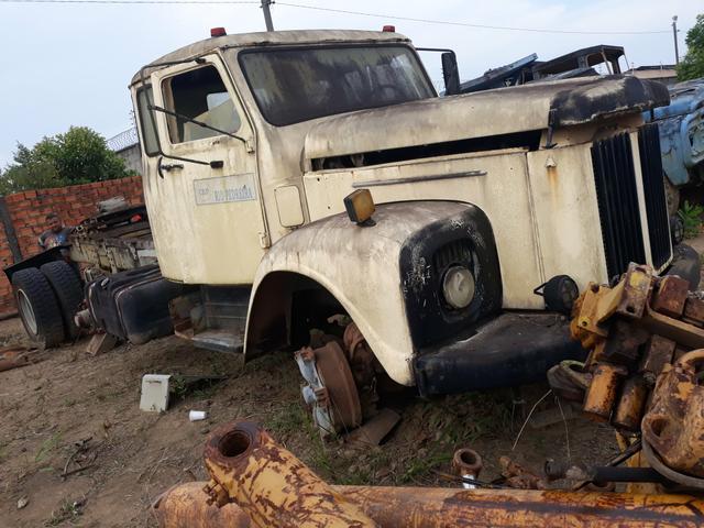 Vende-se basculante de caminhão