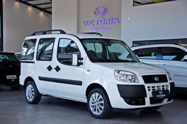 FIAT DOBLÒ 2017/2017 1.8 MPI ESSENCE 7L 16V FLEX 4P MANUAL