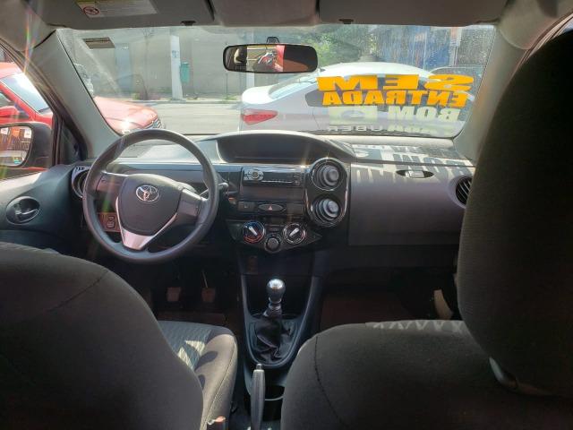Etios x 1.3 2018 - Foto 6