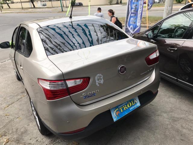 Gran siena Essence 1.6 Dualogic 2015/2016 Entrada a partir de 1.000,00 Fixas de 503,00 - Foto 4