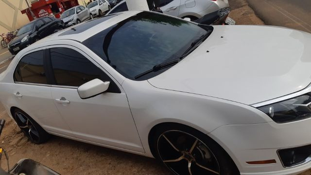 Fusion 2011 motor 2.5 com teto solar com 58.700 km rodados