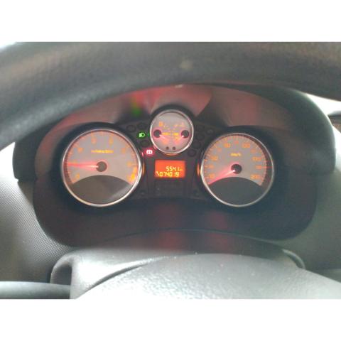 Vendo Peugeot 207 Hatch XR 1.4 ano:2012 - Foto 4