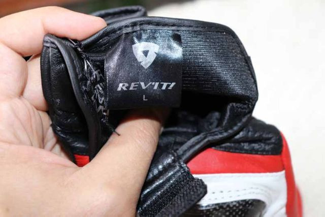 Luvas Rev'it - NOVA - tamanho M/G - L - Vermelho - Preto - Branco Em Couro - Foto 6