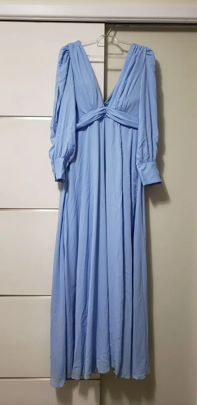 Vestido de festa com manga longa