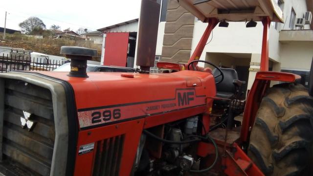 Trator agrícola MF 296 4x2 motor novo - Foto 4