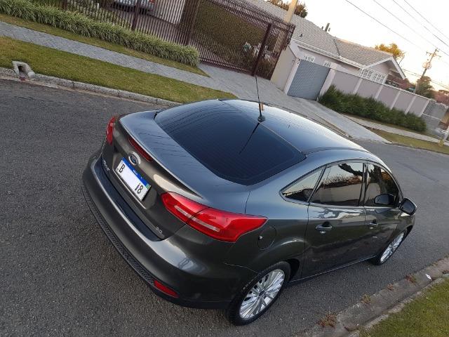 Focus SE 2.0 16V 2017 P.Shift - Foto 9