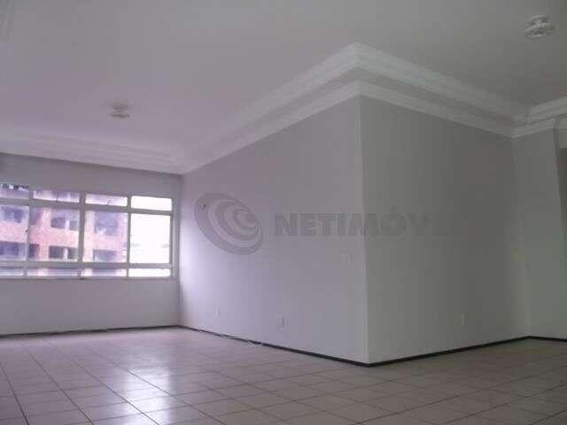 Apartamento para alugar com 3 dormitórios em Joaquim távora, Fortaleza cod:699029