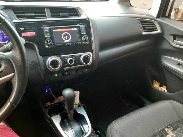 Carro muito novo 34.000 km rodados abaxei pra vender rápido - Foto 9