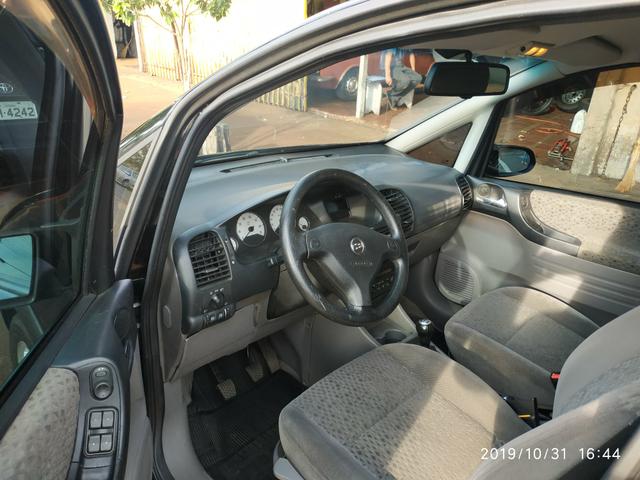 Zafira 2.0 flex Elegance 2005. 7 lugares *PREÇO A VISTA*FINANCIA 100% - Foto 5