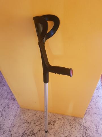 2 Muletas E 1 bota