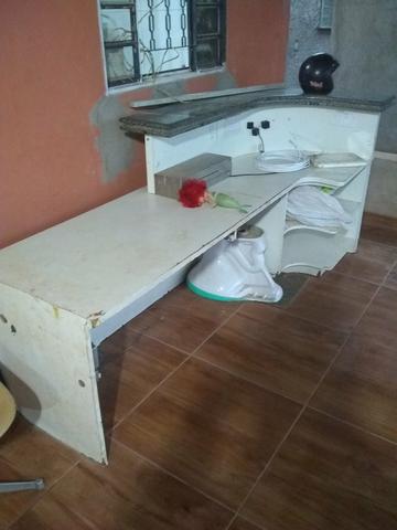Balcão com pedra de granito
