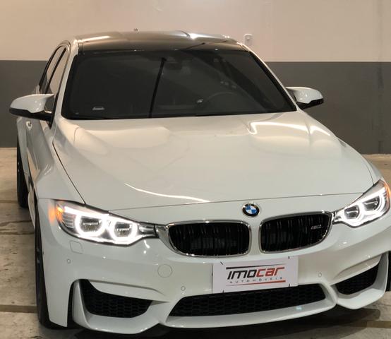 BMW - M3 Sedan - Foto 3