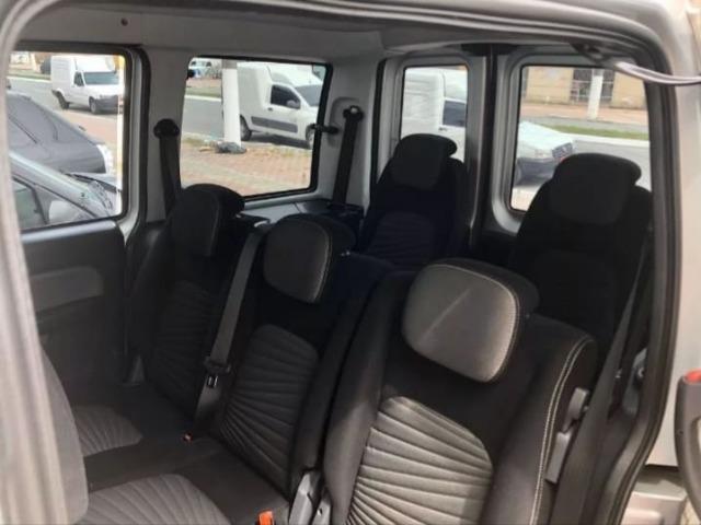 Fiat Doblo 1.8 16v Essence Flex 2017 - Foto 5