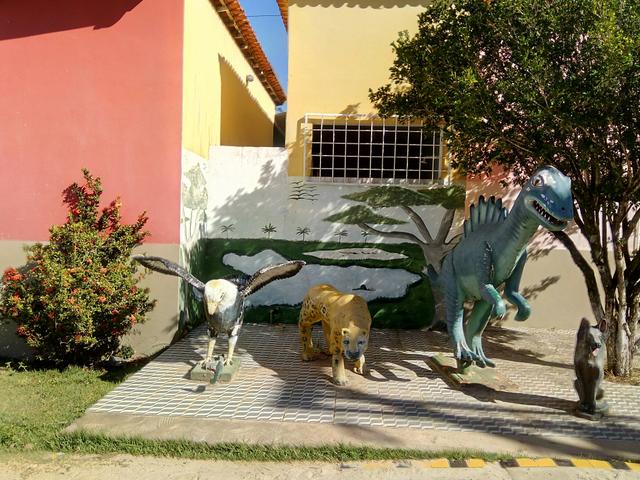 Casa 4/4 ar condicionado com piscina, churrasqueira perto da praia - Foto 2