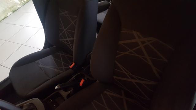 Oportunidade! New Fiesta#Completo + Ar condicionado digital - Foto 2