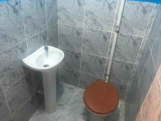 Kitnet com banheiro mais área de serviço, próxima ao centro do RJ - Foto 3