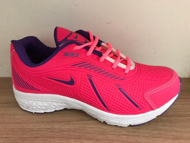 tenis da nike e da adidas