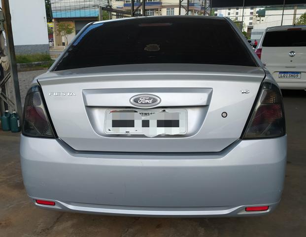 Ford Fiesta sedan 1.6 2011 baixo KM - Foto 2
