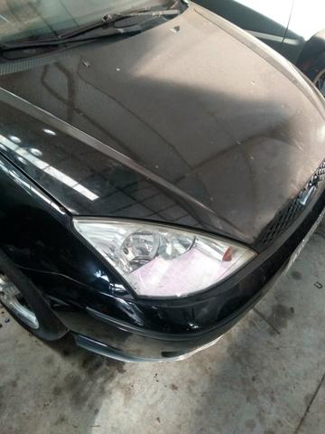 Vendo : Ford Focus Preto 2006/2006 Completo - Foto 3